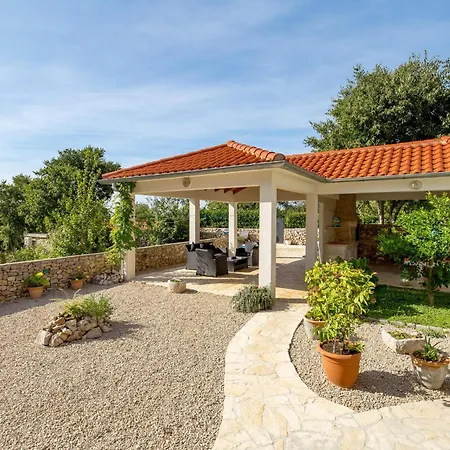 In With Wifi Apartment *